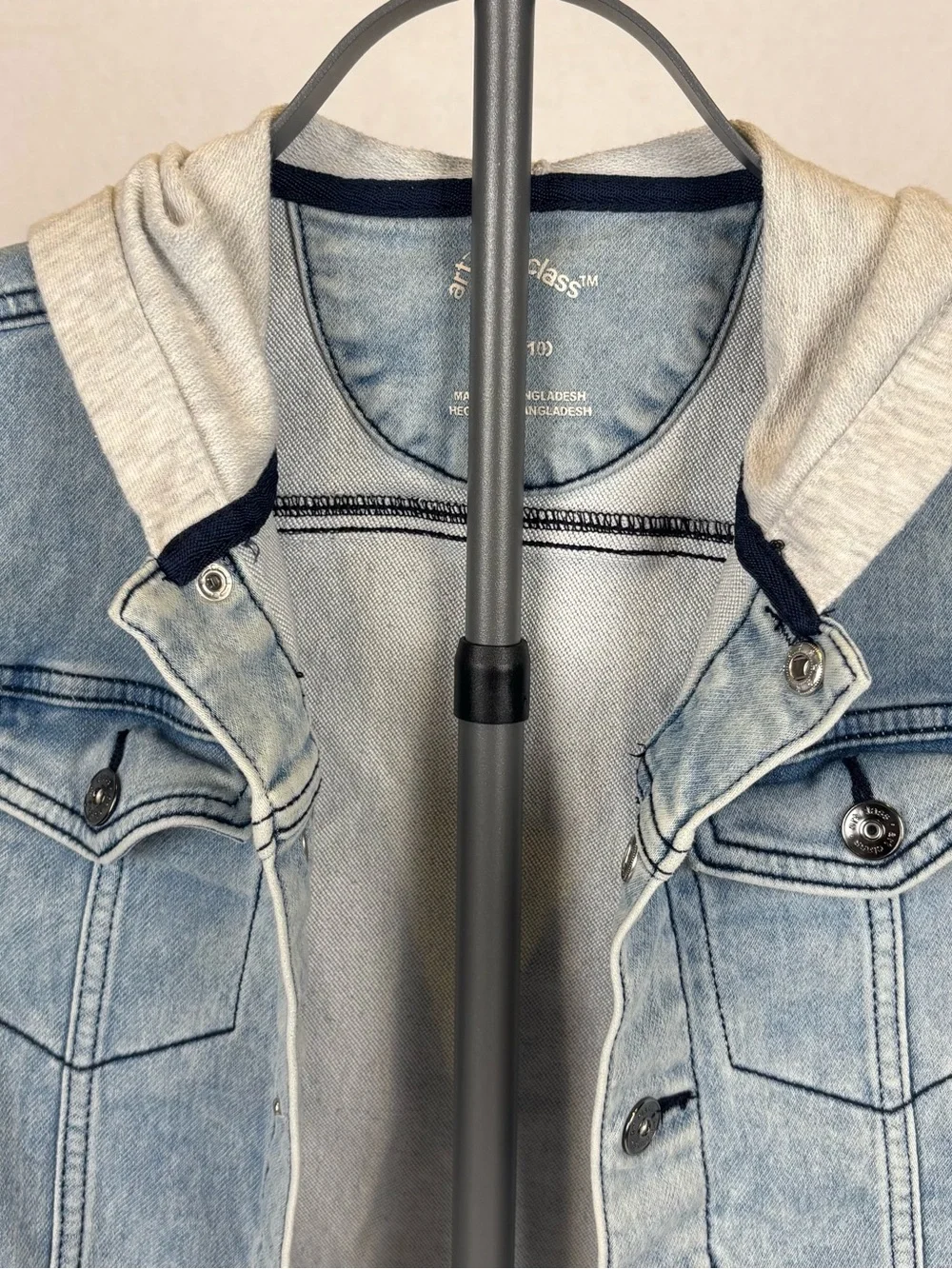 Art Class Kids Denim Hoodie Jacket Light Wash Gray Sleeves Size M 8/10